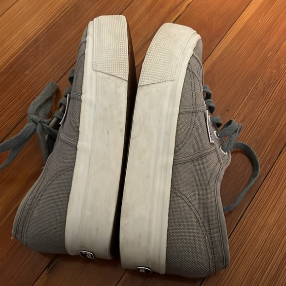 Superga Platform Gray Sneakers.  Size 37 (7).  Good condition. - Picture 6 of 6